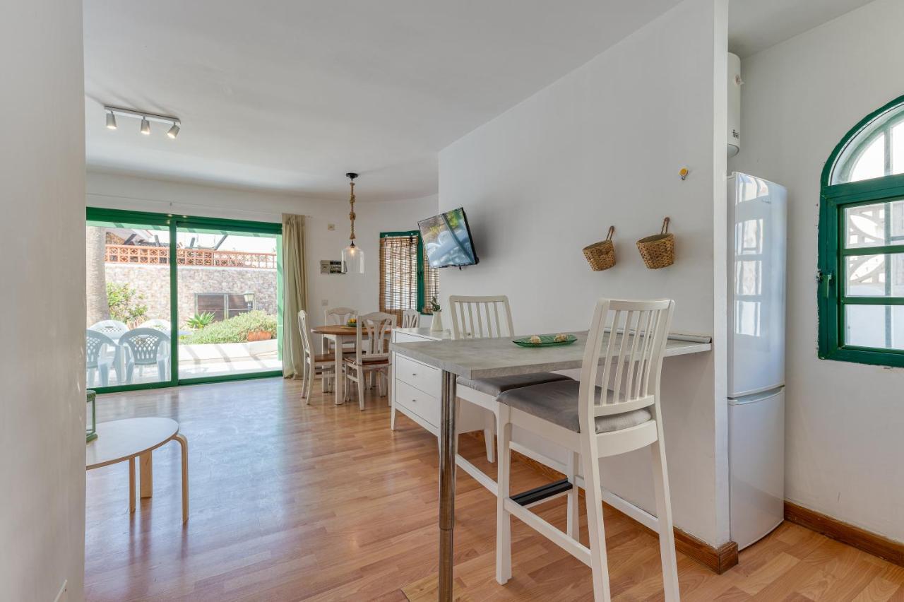 Homeforguest Apartment With Pool And Terrace 1 Min From The Beach Corralejo Eksteriør billede