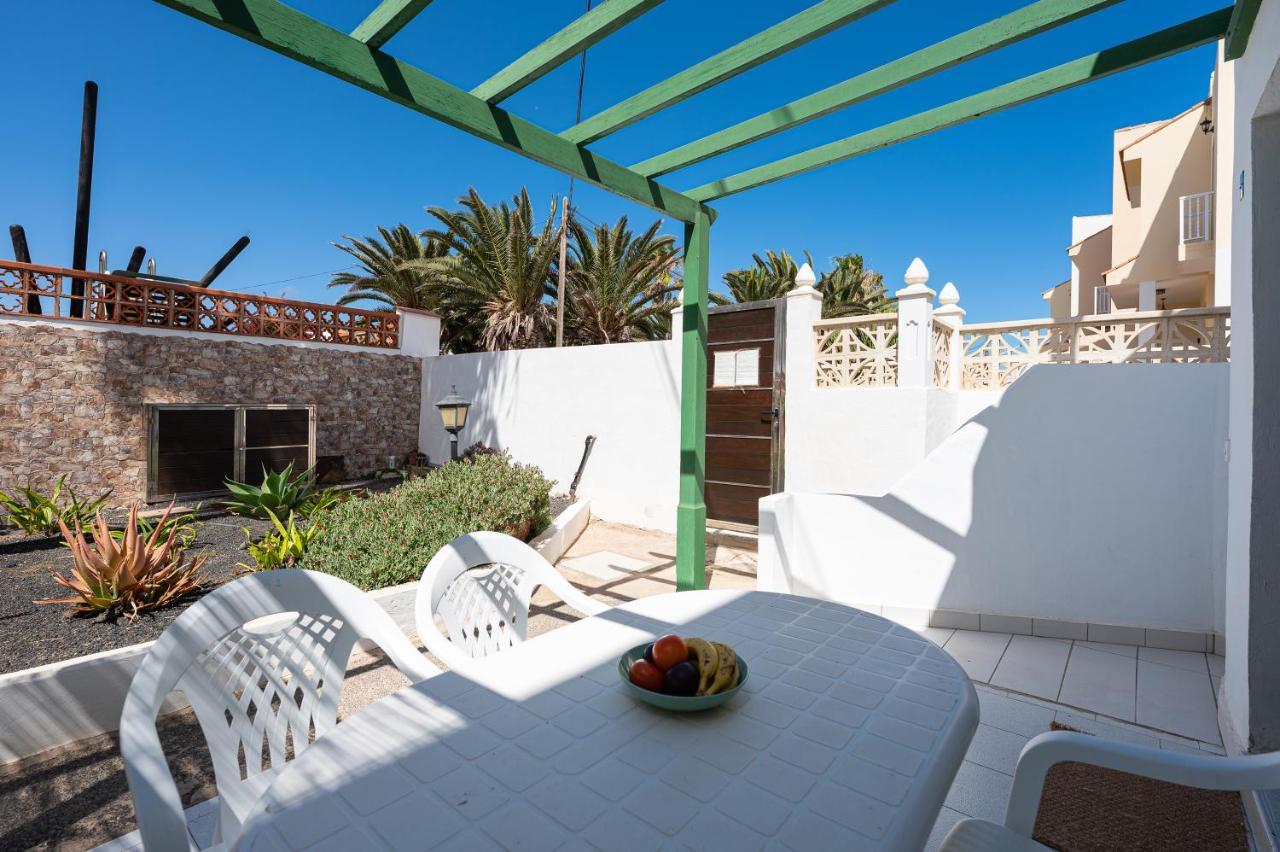 Homeforguest Apartment With Pool And Terrace 1 Min From The Beach Corralejo Eksteriør billede