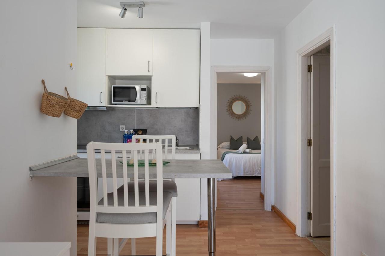 Homeforguest Apartment With Pool And Terrace 1 Min From The Beach Corralejo Eksteriør billede