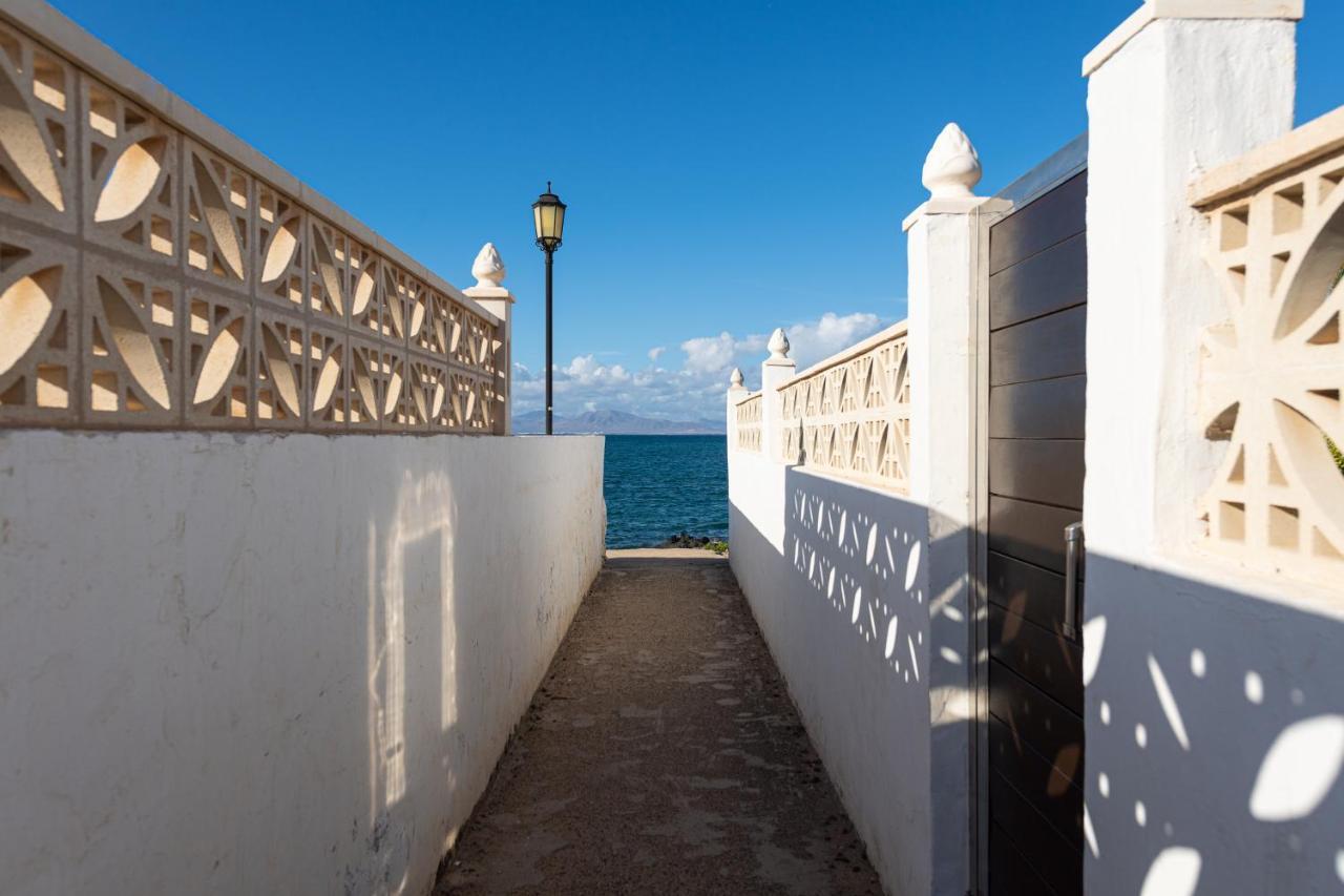 Homeforguest Apartment With Pool And Terrace 1 Min From The Beach Corralejo Eksteriør billede